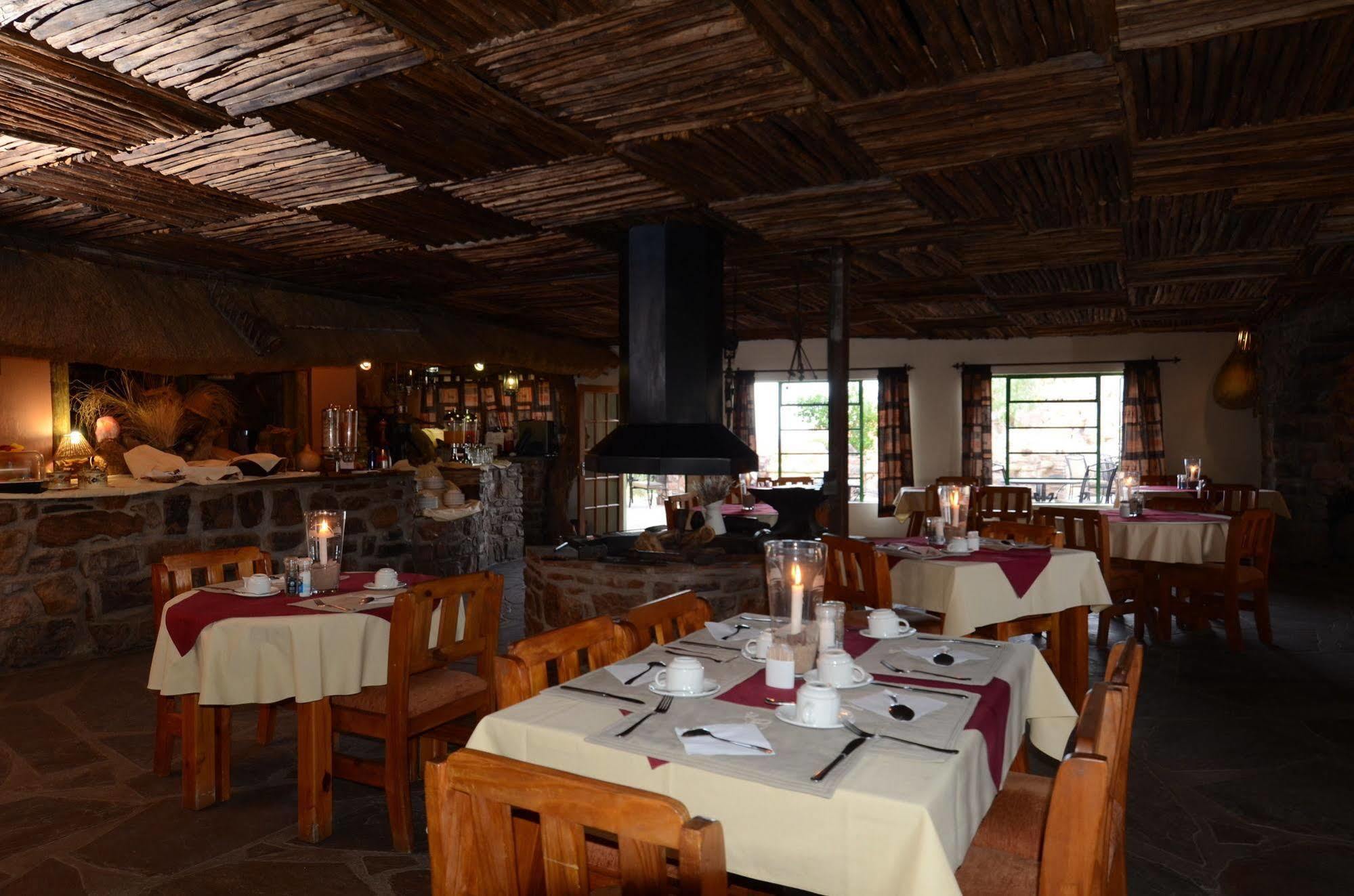Gondwana Canyon Lodge Kanebis Exterior photo